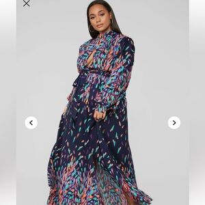 NWOT Wings of a Feather Maxi Dress